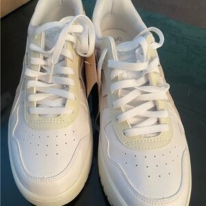 Asics White/ Beige Athletic Shoes (Japan S PF)
